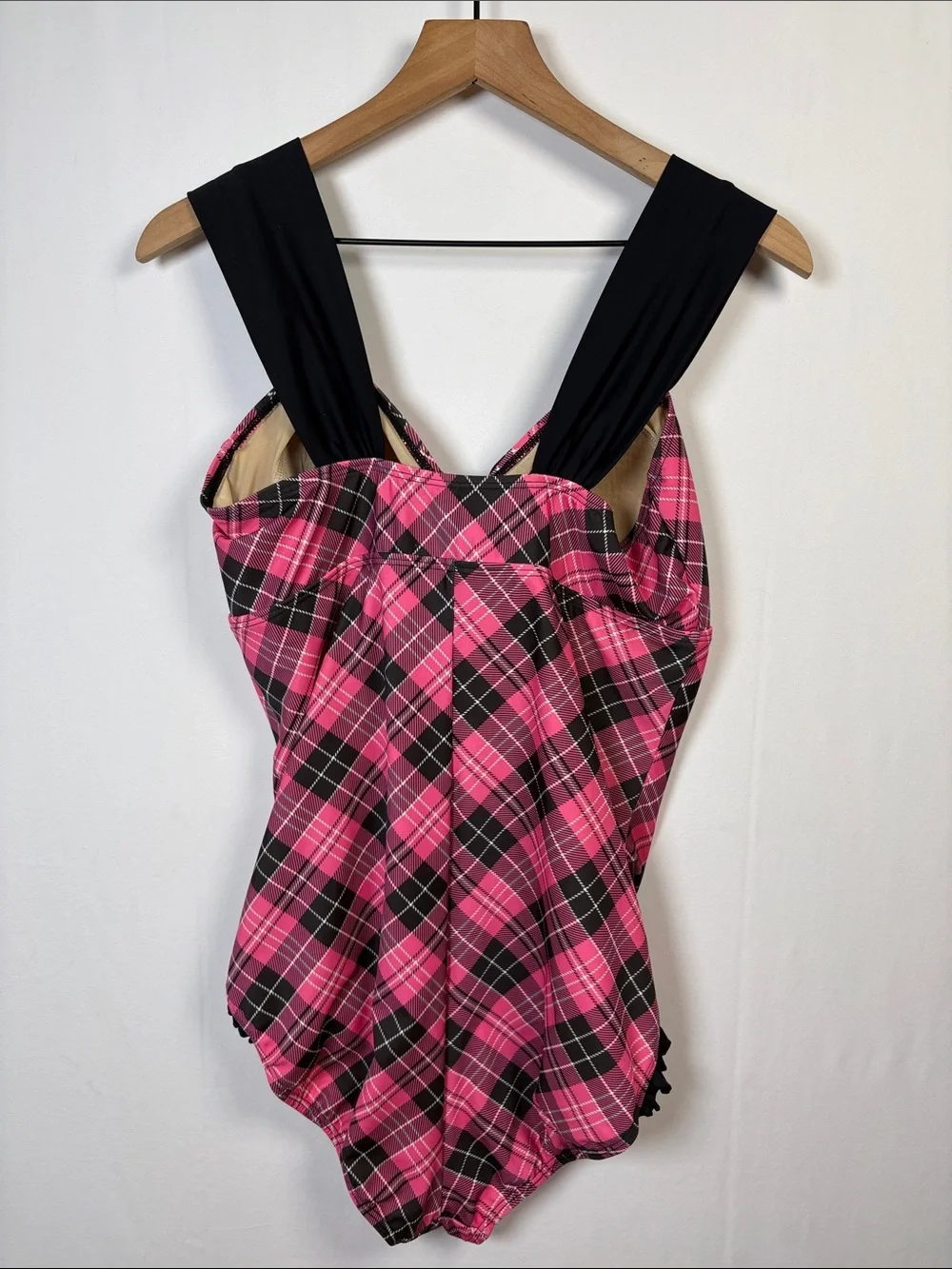 TORRID Retro Pink and Black One Piece 55-1956 Swimsuit size 1X